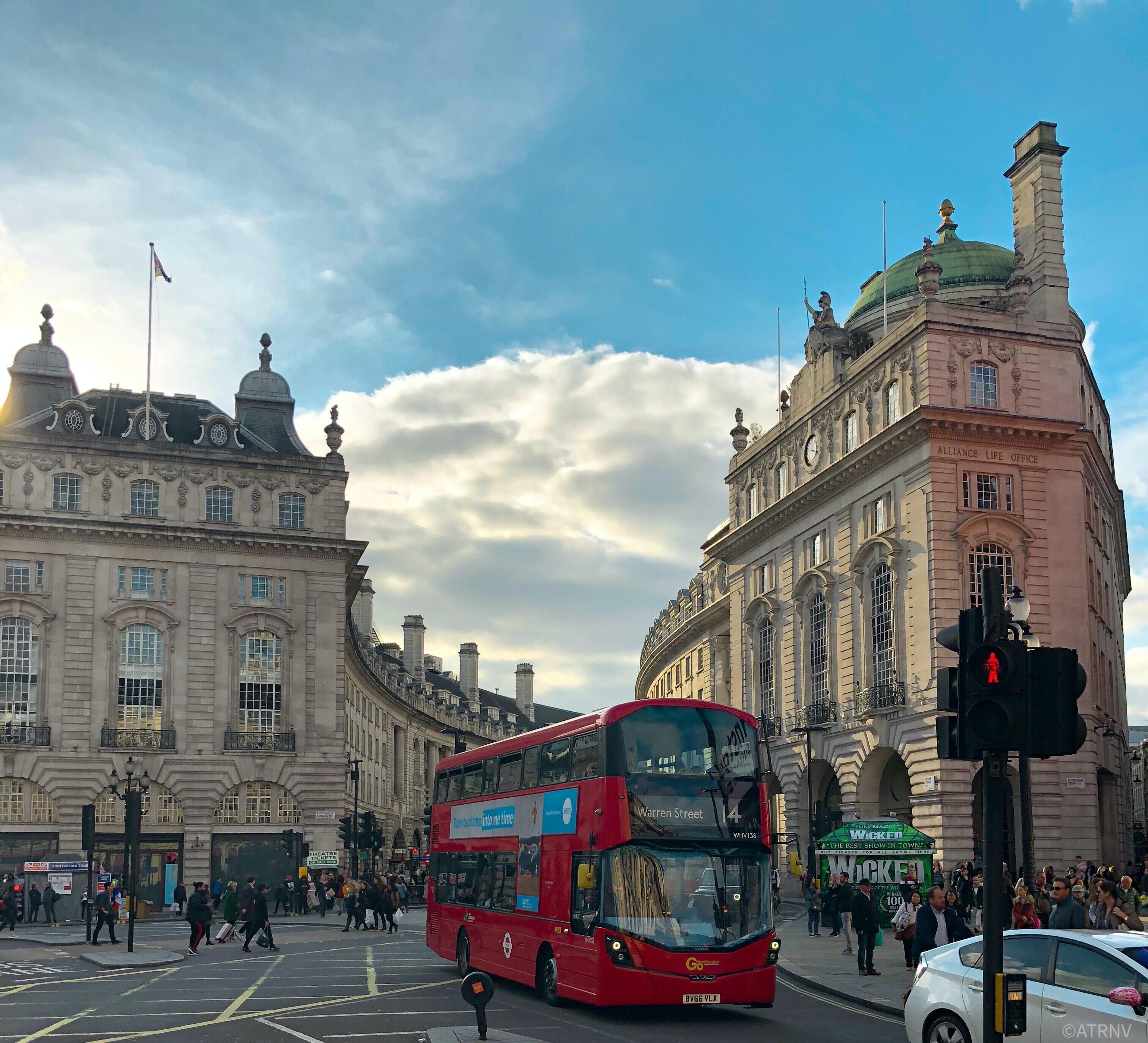 Photo - Hampton by Hilton London Park Royal