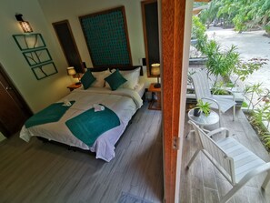 Senior-Doppelzimmer | Minibar, Zimmersafe, Schreibtisch, laptopgeeigneter Arbeitsplatz