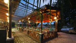 Restaurant - Village Hideaways & Spas (Fulhadhoo)