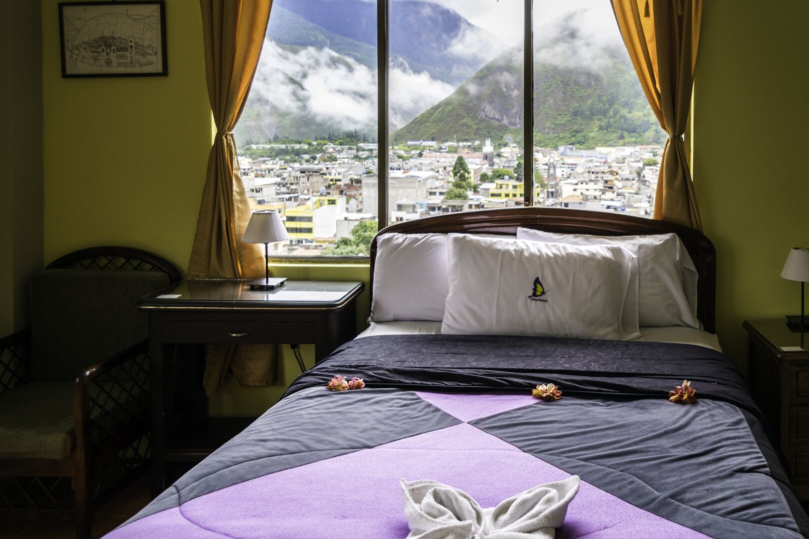 Basic Room, Private Bathroom, City View | Premium bedding, down comforters, memory foam beds, laptop workspace