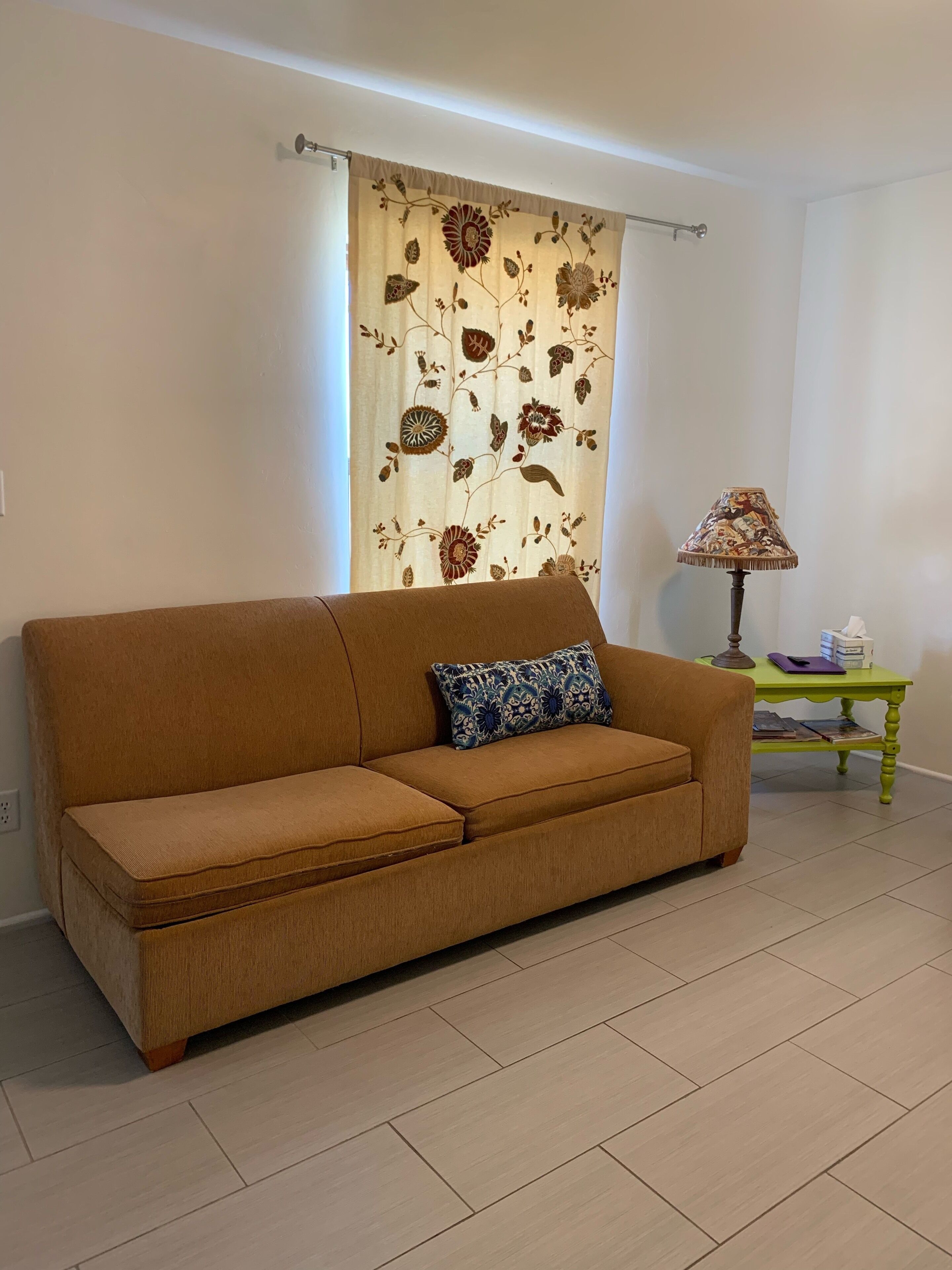 Quiet home, central/east location