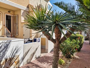 Property grounds - Exclusive house / pool / terrace / patio / balcony (Rojales)