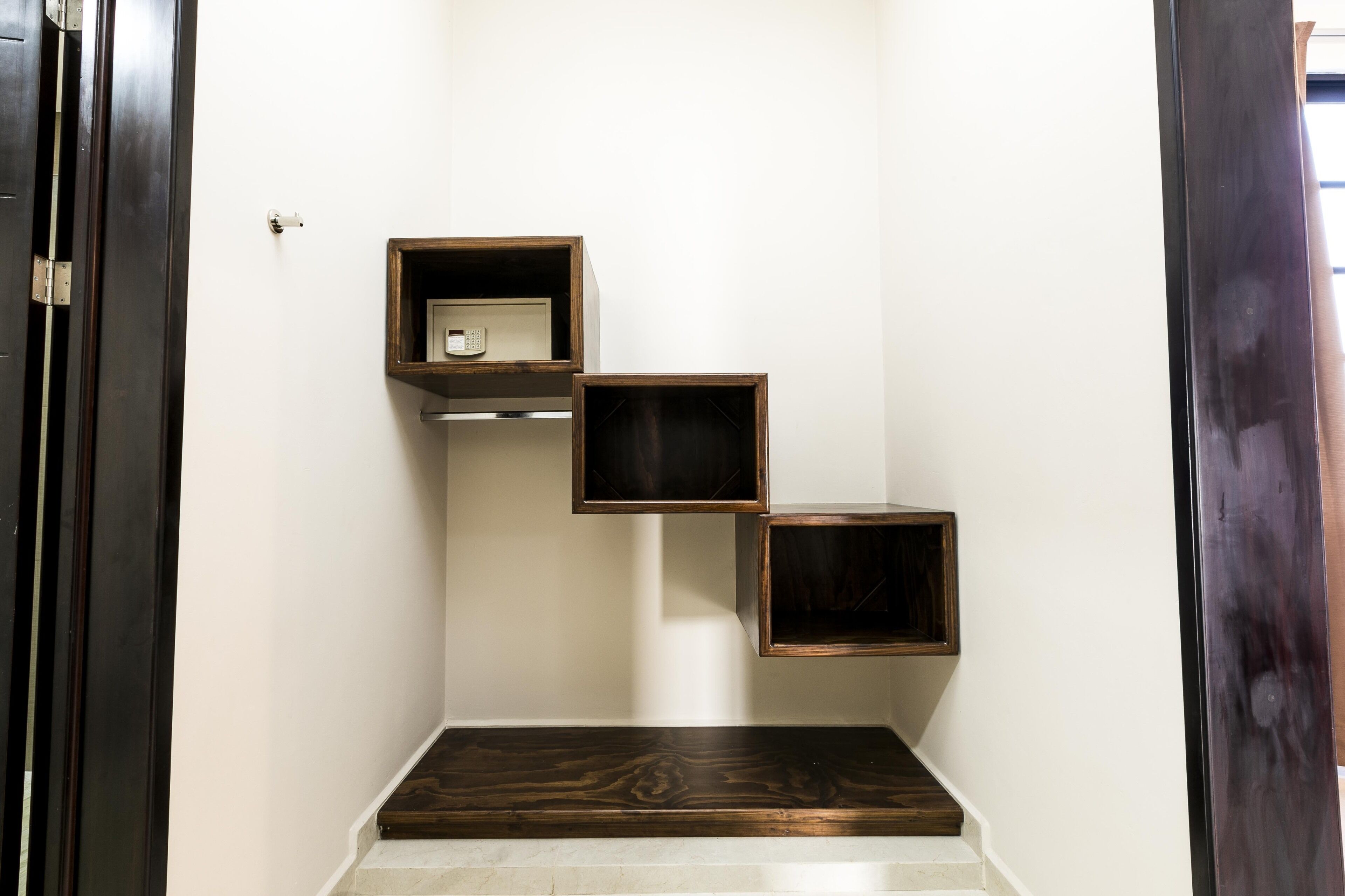 grand suite, pool view | 1 bedroom, premium bedding, down duvets, in-room safe