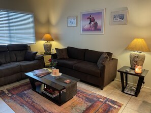 Televisor intel·ligent i reproductor de DVD 