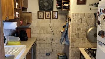 Refrigerador, microondas, parrilla de estufa y lavavajillas