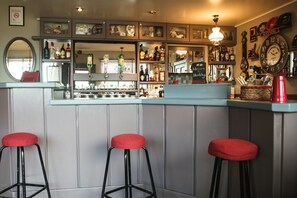 Bar (en el alojamiento)