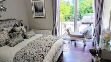 1 bedroom, soundproofing, iron/ironing board, WiFi