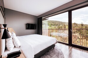 Premium Suite, Jetted Tub (& Terrace)