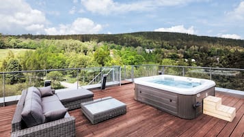 Premium Suite, Terrace (Whirlpool) | Room amenity