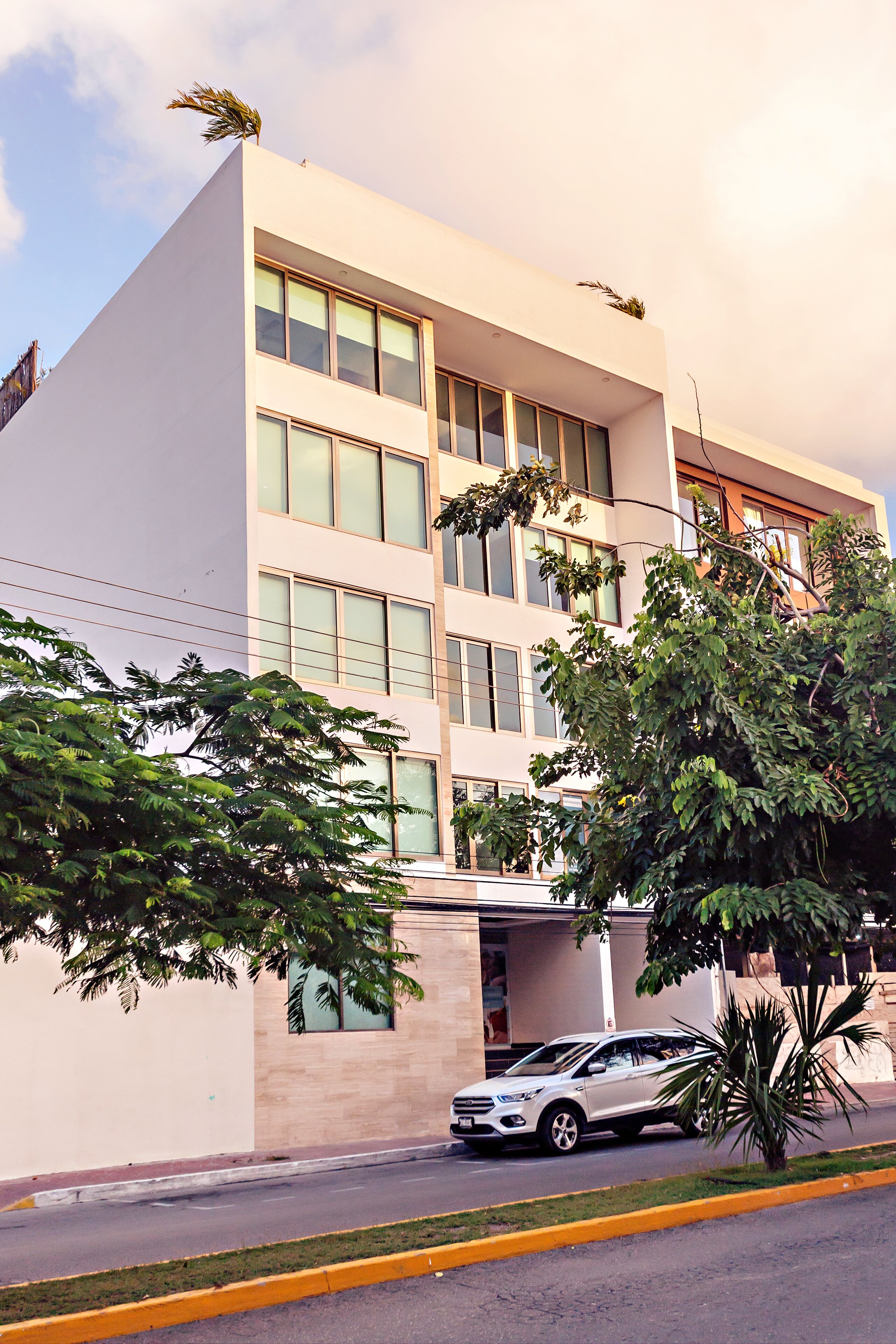 Foto - Mararena Family Apartments & Long Stay Living - Steps from 5th Avenue