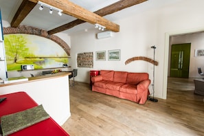 Exklusiv lägenhet - 2 sovrum | Vardagsrum | Platt-tv