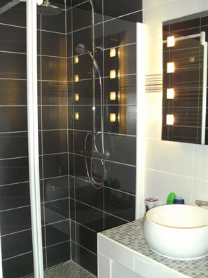 Dusche, Haartrockner