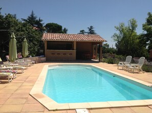 Piscine extérieure, piscine chauffée