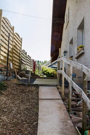 Exterior - La Chti Cabane (Taintrux)