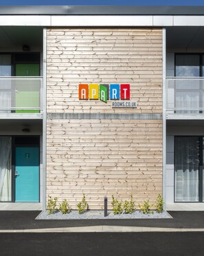 Exterior detail - Apartrooms (Aberdeen)