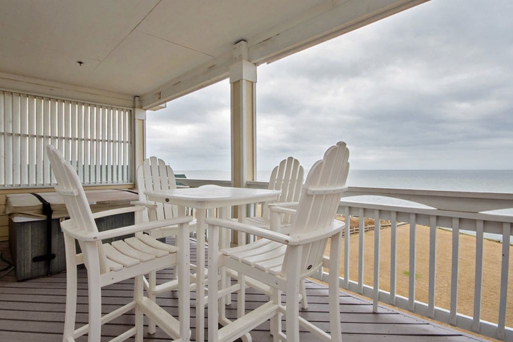 Soundfront penthouse private hot tub!  (RSR3A) Southern Tide