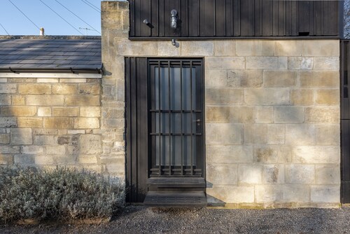 Canal-side architect-designed tiny house