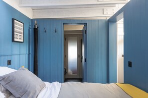 1 soverom, strykejern/-brett, wi-fi (inkludert) og sengetøy