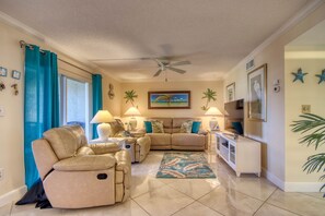 TV, ping pong - A Little Slice of Paradise !! (Bonita Springs)