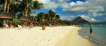 A holiday paradise in Flic en Flac tourist village