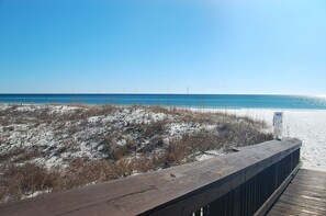 Beach - Harbour Place 204 (Orange Beach)