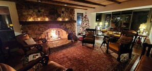 Coin salon dans le hall