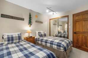 Blackcomb Green 35