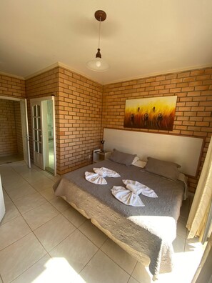 Dobbeltrom, 1. etasje | Wi-fi (inkludert) og sengetøy