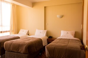 클래식 트리플룸 | 무료 WiFi, 침대 시트