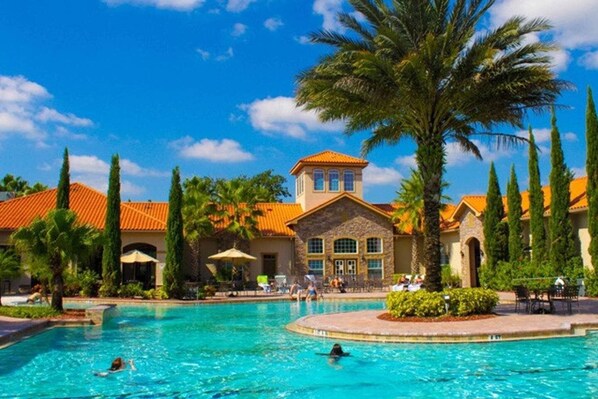 Outdoor pool, a heated pool