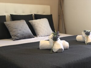 5 Schlafzimmer, Bügeleisen/Bügelbrett, Reisekinderbett, kostenloses WLAN
