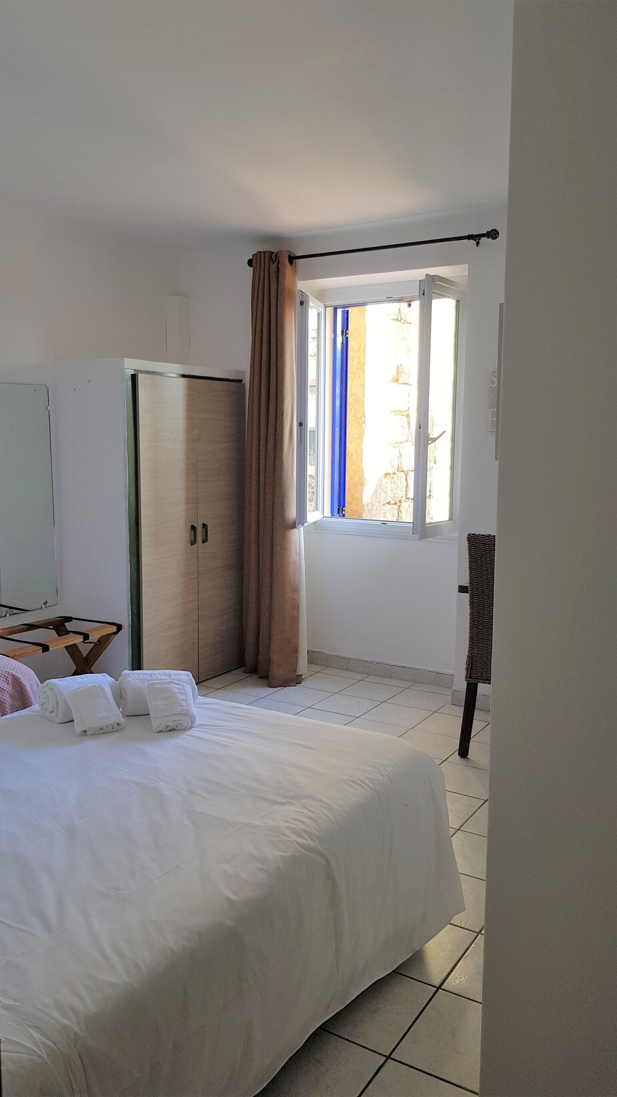 Foto - Hôtel Restaurant le Bellevue