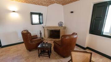 Double Room, Garden View | Room amenity