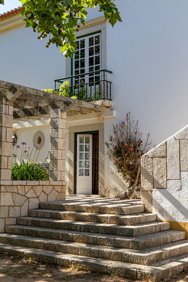 Twin Room, Garden View | Courtyard view - Quinta da Foz (Caldas da Rainha)