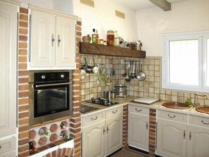 Mikrowelle, Ofen, Geschirrspüler