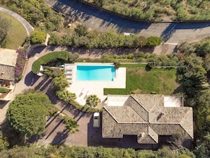 Exterior - Beautiful private villa for 6 people with private pool, WIFI, A/C, TV and terrace (Guerre Vieille)