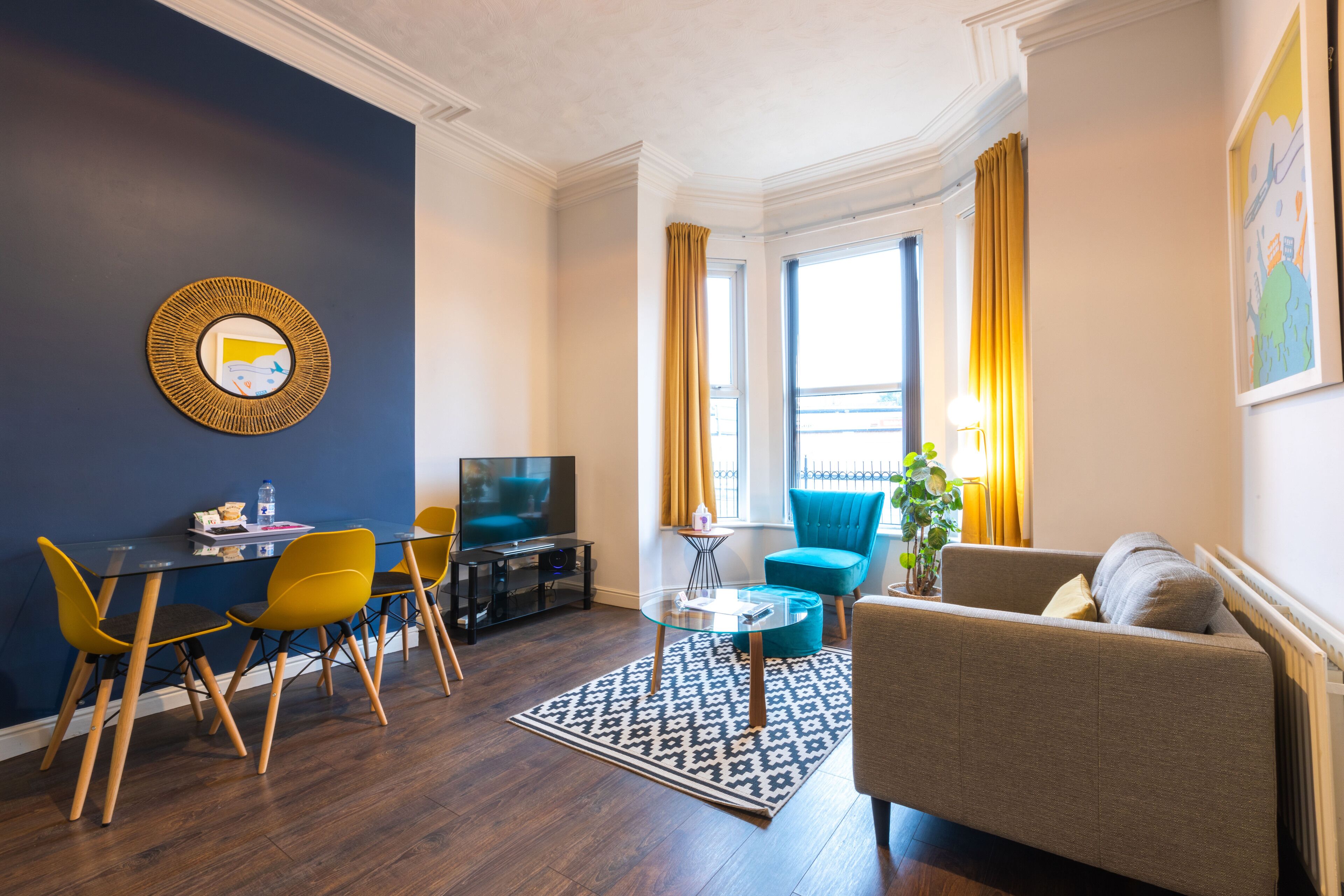 Deluxe Apartment, Private Bathroom (Flat2 Fulwood Heights) | Lounge