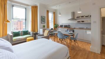 Premium Studio, Private Bathroom (Flat4 Fulwood Heights) | 1 bedroom