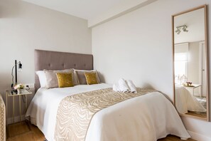 Apartment (0 Bedroom) | Interior