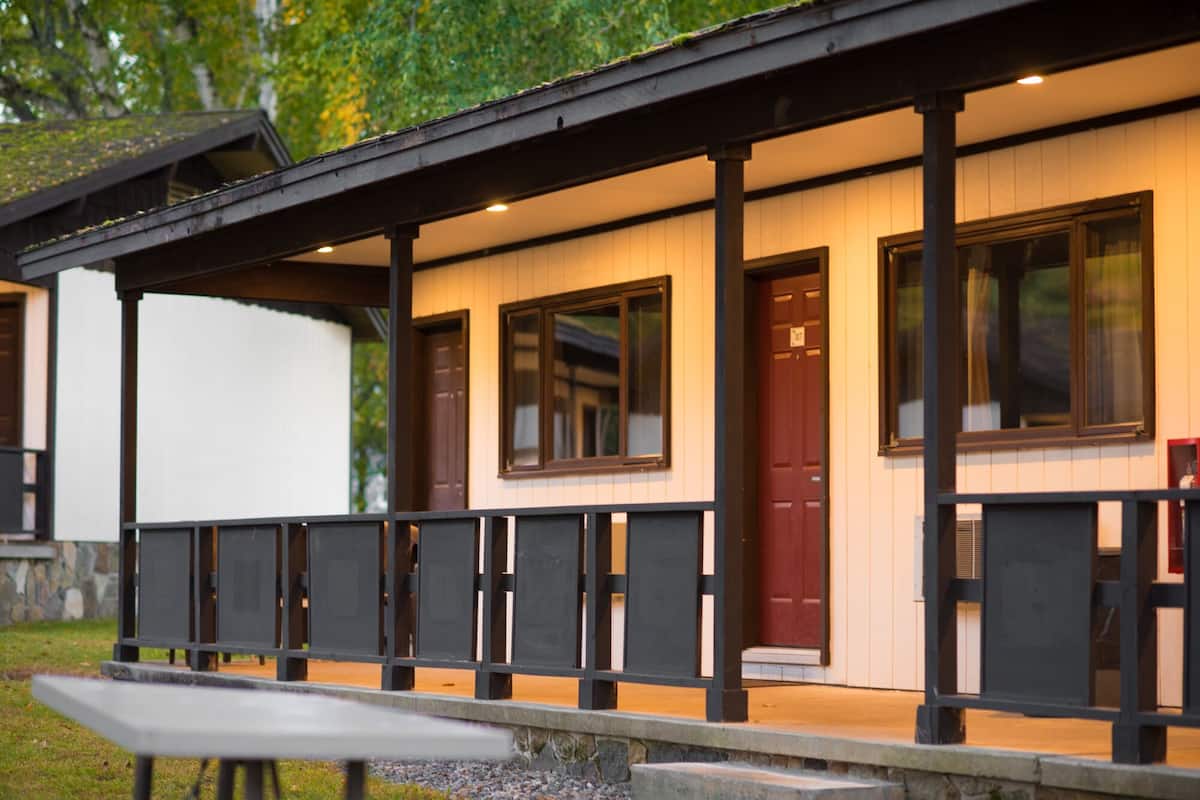 Cabin, 2 Bedrooms, Patio