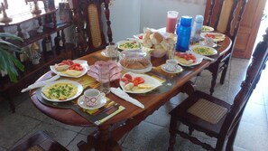 Daily full breakfast (EUR 5 per person)