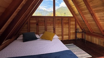 Kabin Panorama, 1 Tempat Tidur Double, pemandangan gunung | Minibar dan didekorasi berbeda-beda