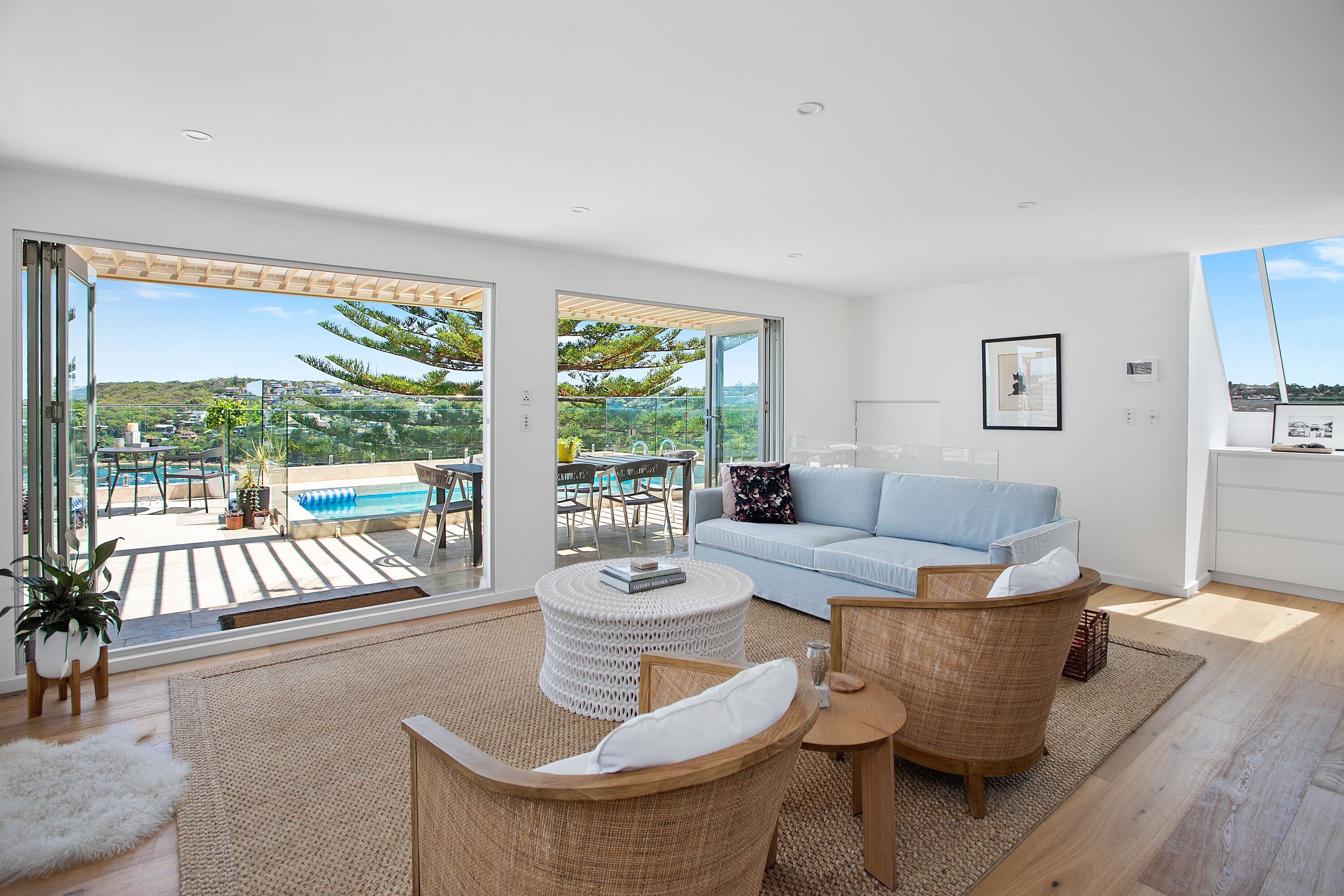 Luxurious Penthouse with private pool! — image 6