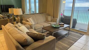 Smart TV, DVD player, video library