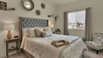 3 bedrooms, iron/ironing board, travel crib, free WiFi