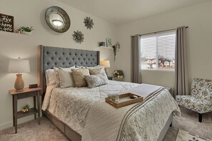 3 bedrooms, iron/ironing board, travel cot, free WiFi