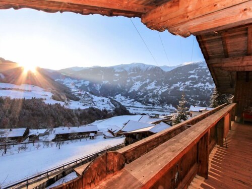 Apartment Laura by Interhome