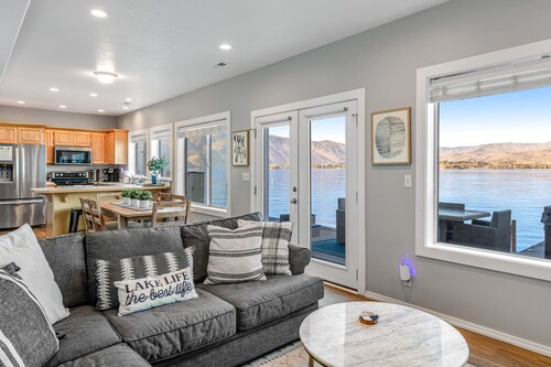 Lakefront home w / yksityinen telakka, poiju ja tilava rantapatio - lähellä viinitilat