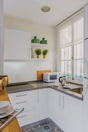 อพาร์ทเมนท์, 2 ห้องนอน | ครัวส่วนตัว | ตู้เย็นขนาดใหญ่, ไมโครเวฟ, เตาประกอบอาหาร, เครื่องชงกาแฟ/ชา