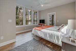 4 Schlafzimmer, Bügeleisen/Bügelbrett, kostenloses WLAN, Bettwäsche